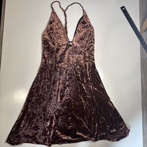 ASTR The Label Faye Velvet Halter Fit & Flare Dress Open Back Women’s Medum